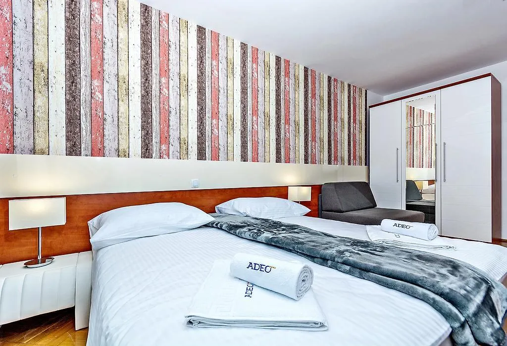 Aparthotel Adeo Porec 4*,