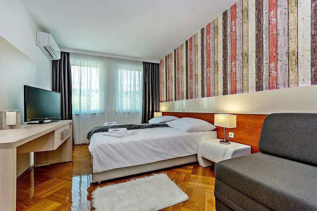 Aparthotel Adeo Porec Hotel
